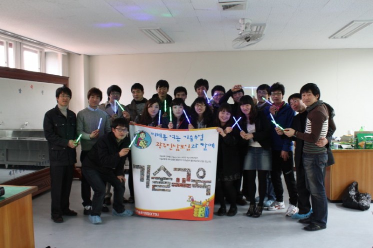 20110406191757559.jpg